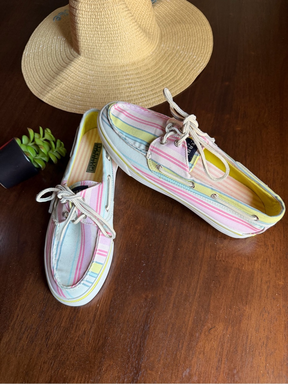 Sperry Top Sider Rainbow Multicolored Striped  Canvas Boat Shoe  Size 7.5